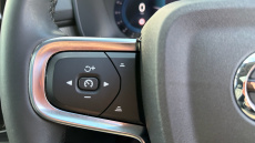 Volvo XC40 2.0 B4P Ultimate Dark 5dr Auto Petrol Estate